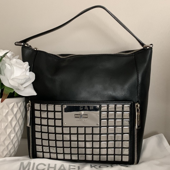 Michael Kors Medium Natalia Tile Shoulder Bag in Black - Picture 8 of 15
